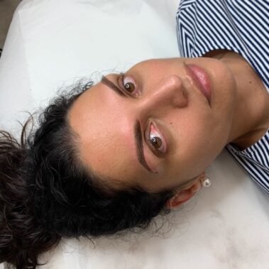 Micropigmentación, mujer antes y después