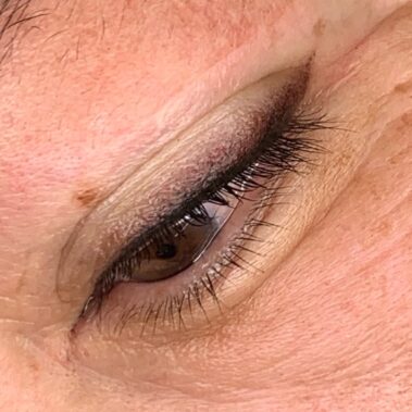 Micropigmentación de ojos en Valencia